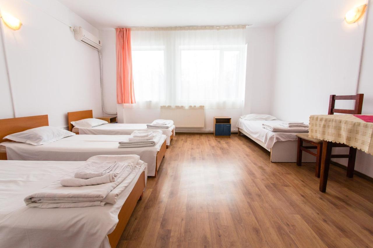 Hostel Horia Plopeni Extérieur photo