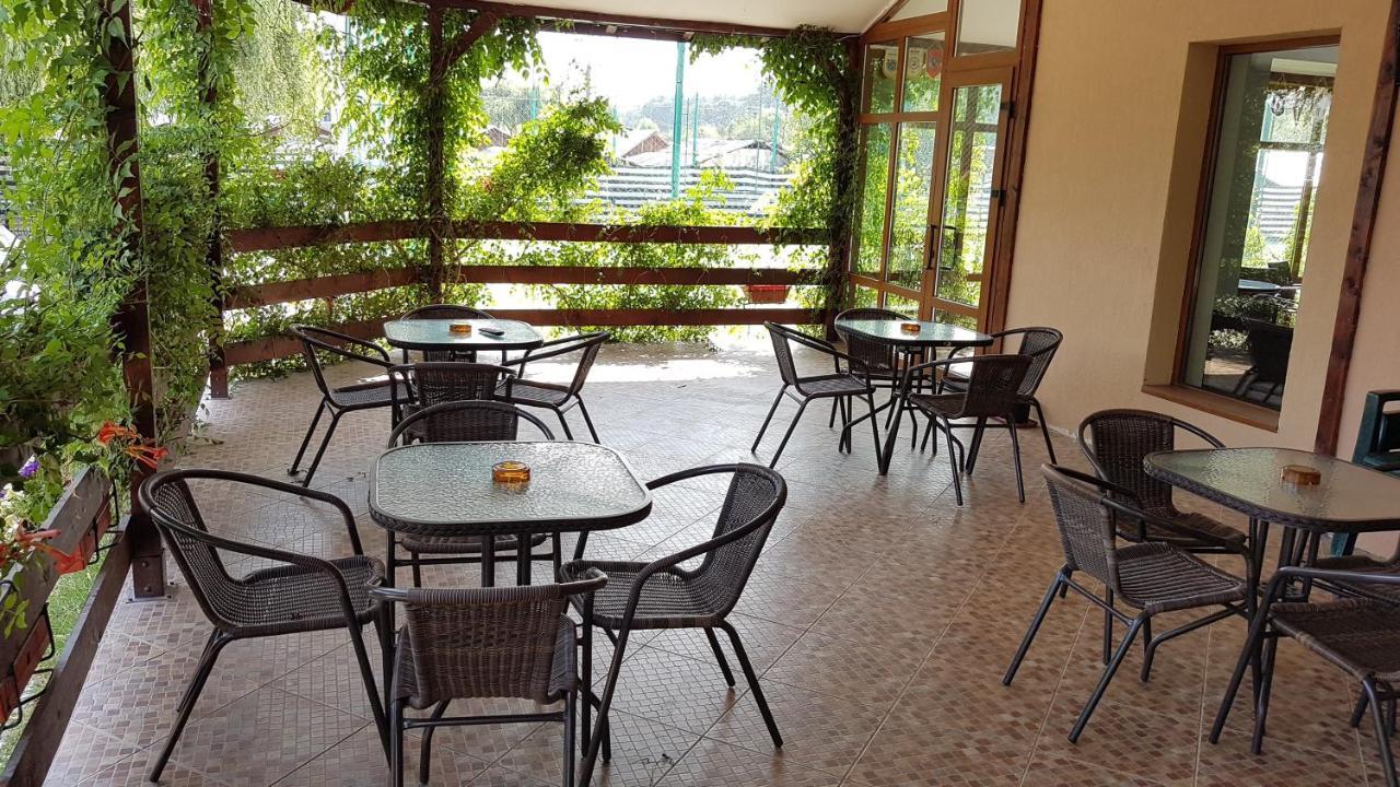 Hostel Horia Plopeni Extérieur photo