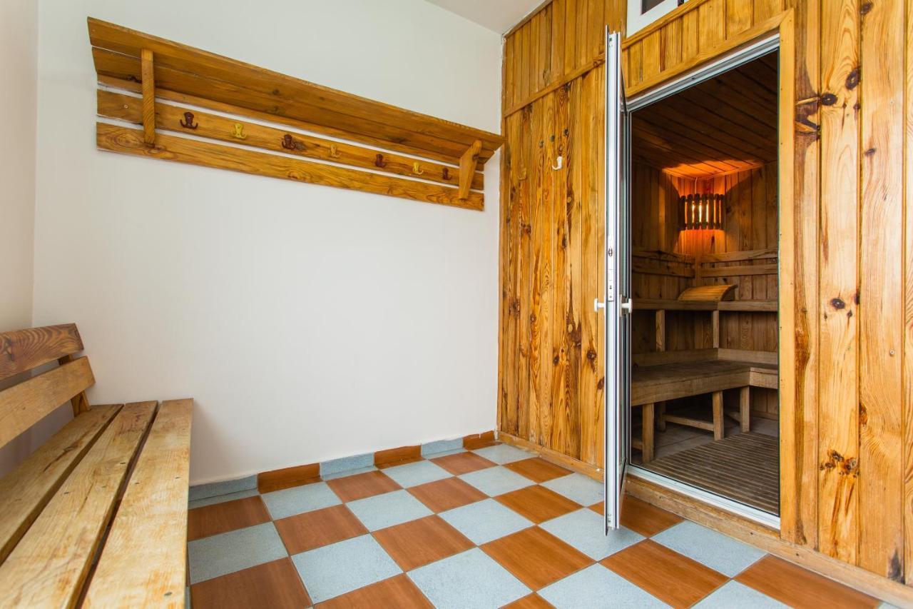 Hostel Horia Plopeni Extérieur photo